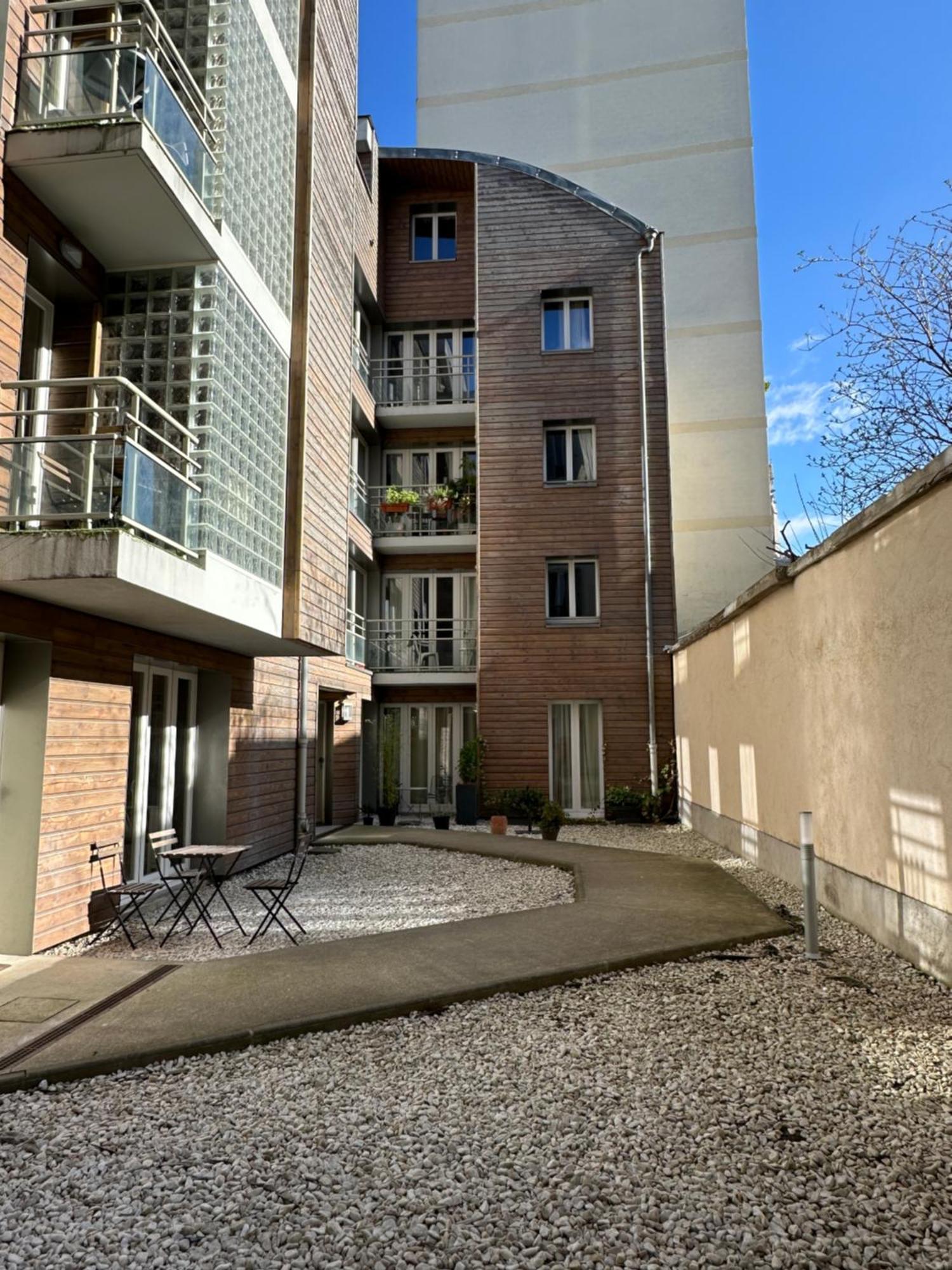 Villette - Buttes Chaumont'S Park -Entire Flats Париж Екстериор снимка